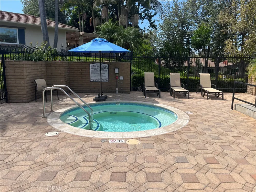 5086 Cinnamon Irvine, CA 92612