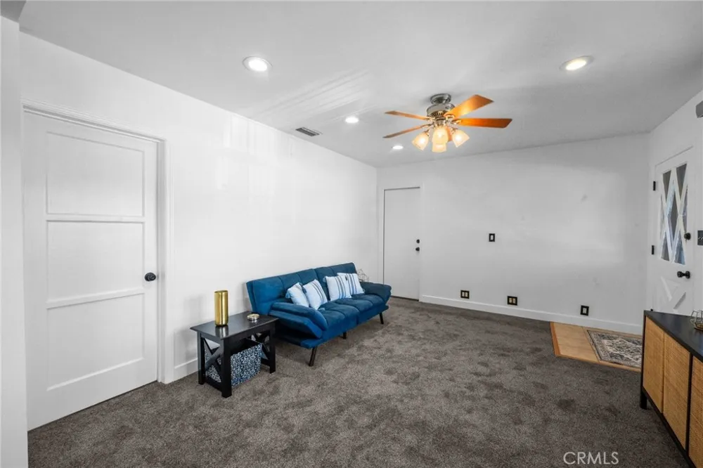 12237 Burgess Whittier, CA 90604