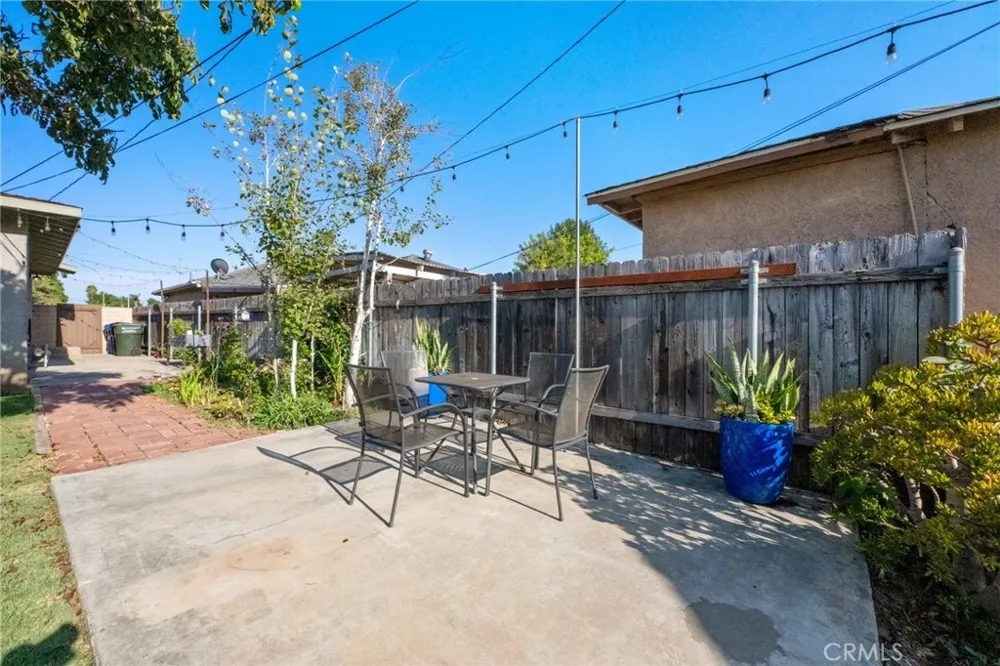 12237 Burgess Whittier, CA 90604