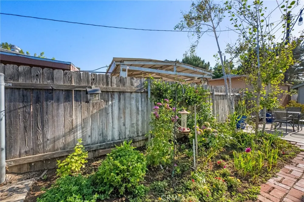 12237 Burgess Whittier, CA 90604