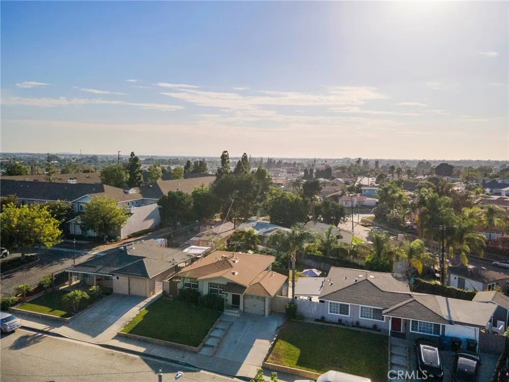 12237 Burgess Whittier, CA 90604