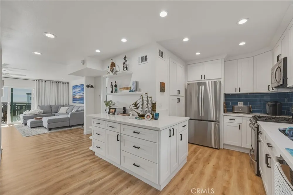 3742 Calle Casino San Clemente, CA 92673