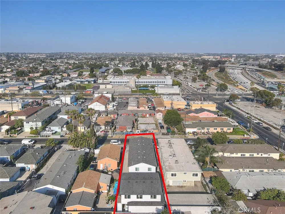 11031 Burin Inglewood, CA 90304