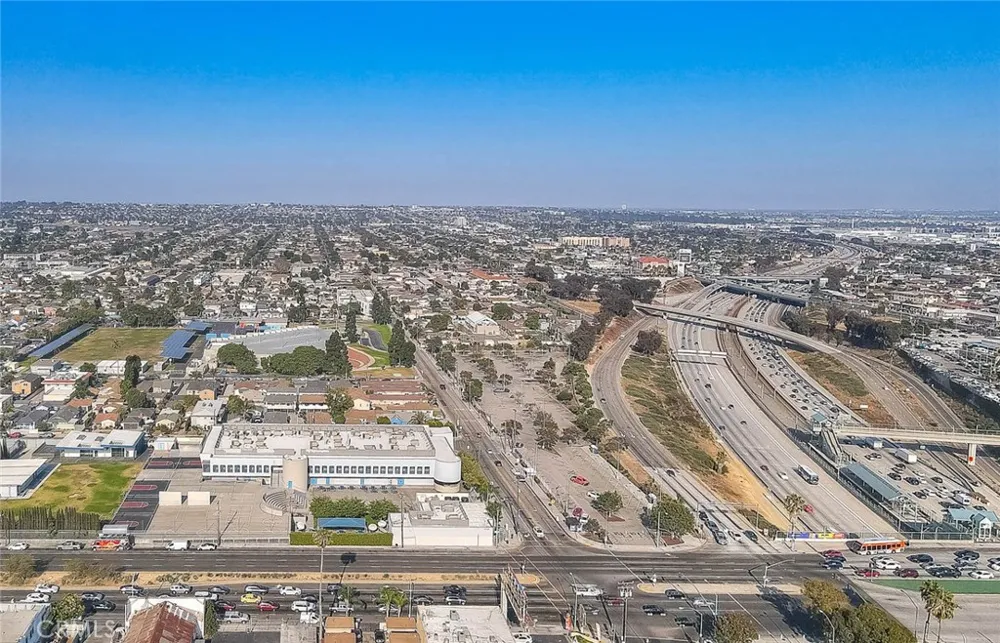 11031 Burin Inglewood, CA 90304