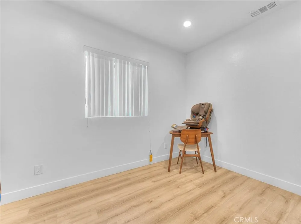 11031 Burin Inglewood, CA 90304