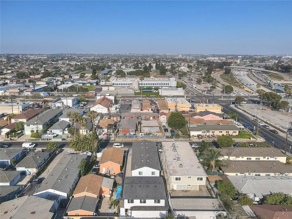 11031 Burin Inglewood, CA 90304