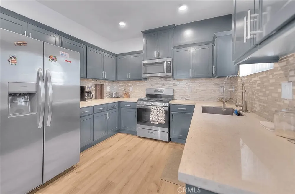 11031 Burin Inglewood, CA 90304
