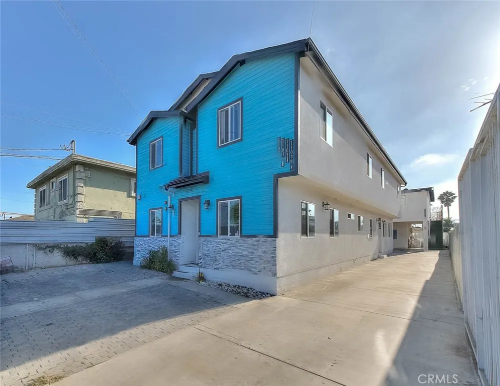 11031 Burin Inglewood, CA 90304