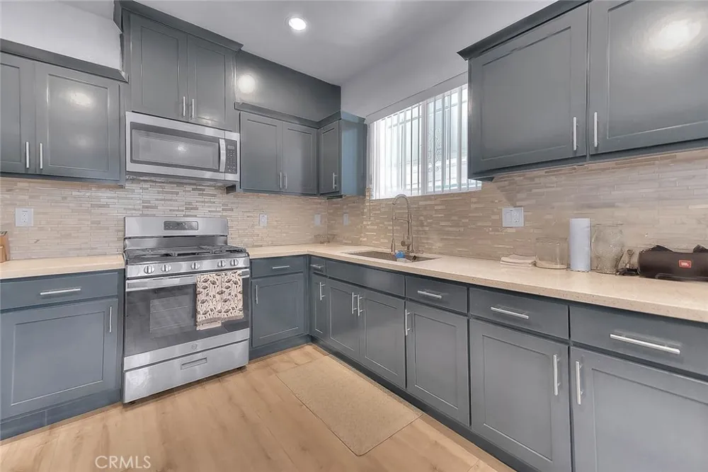 11031 Burin Inglewood, CA 90304