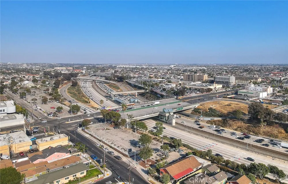 11031 Burin Inglewood, CA 90304