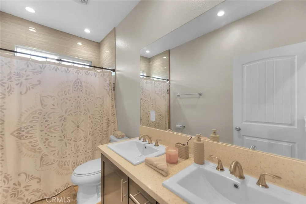 11031 Burin Inglewood, CA 90304