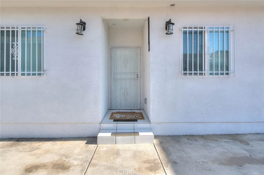 11031 Burin Inglewood, CA 90304