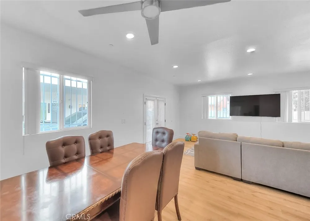 11031 Burin Inglewood, CA 90304