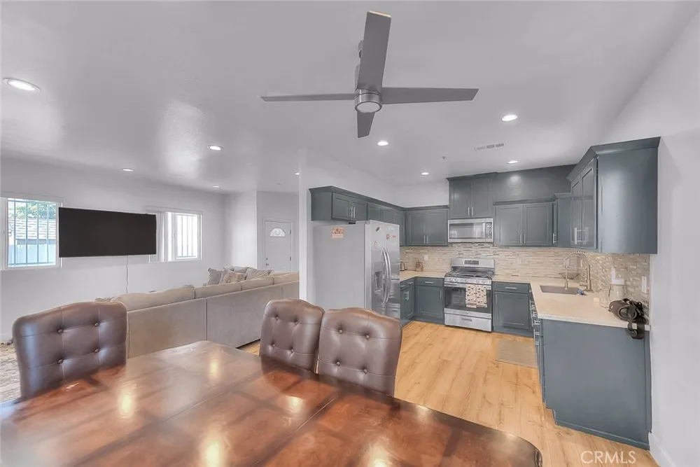 11031 Burin Inglewood, CA 90304