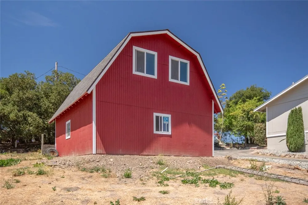 1111 Hardman Avenue Napa, CA 94558