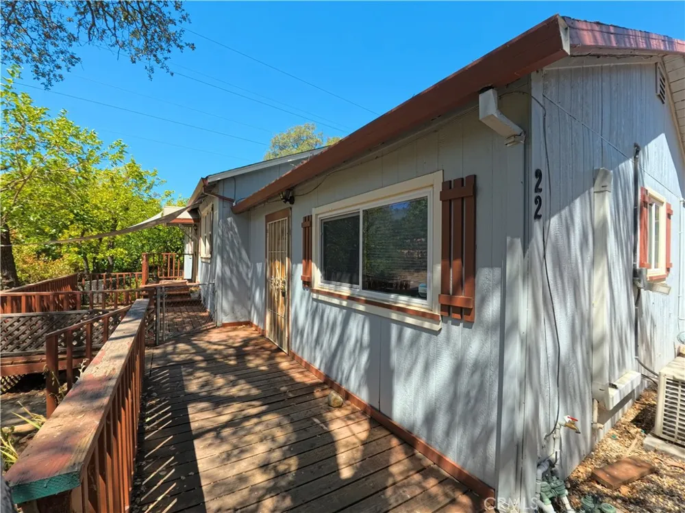 22 Roble Oroville, CA 95966