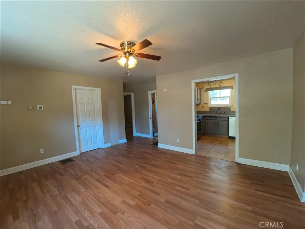 22 Roble Oroville, CA 95966