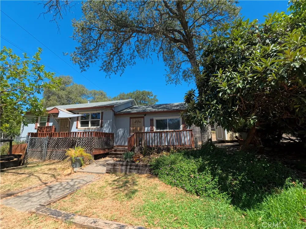 22 Roble Oroville, CA 95966