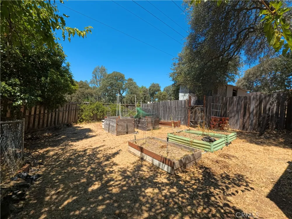 22 Roble Oroville, CA 95966