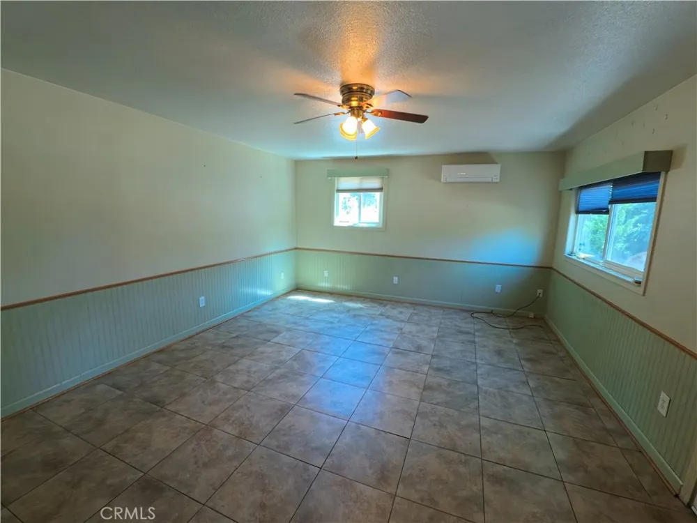 22 Roble Oroville, CA 95966