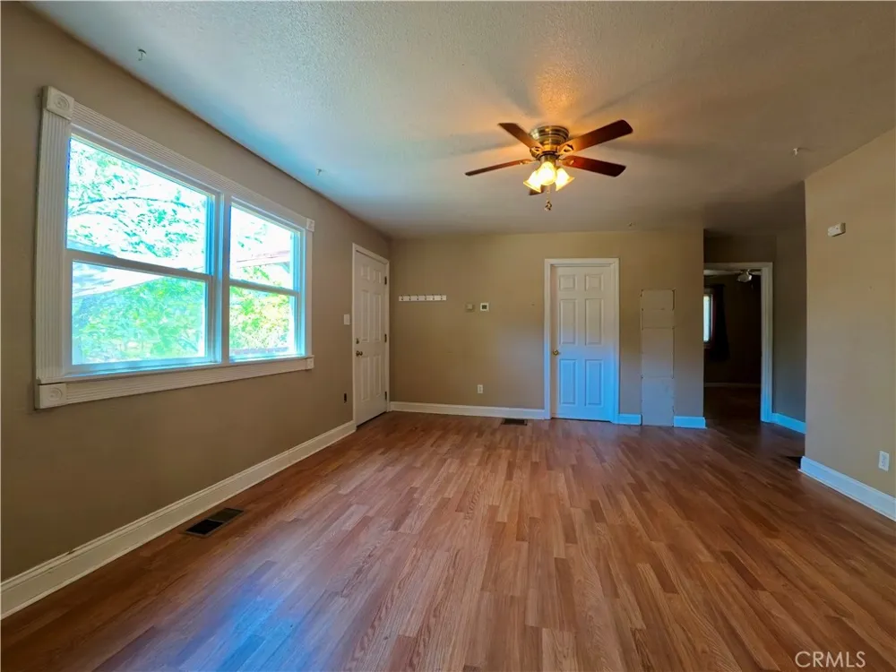22 Roble Oroville, CA 95966