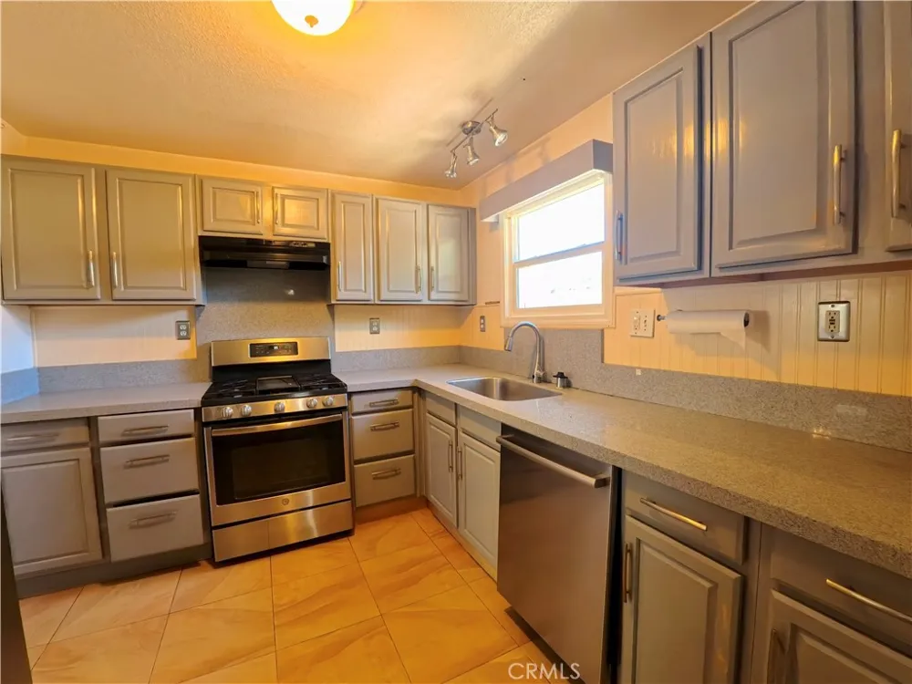 22 Roble Oroville, CA 95966