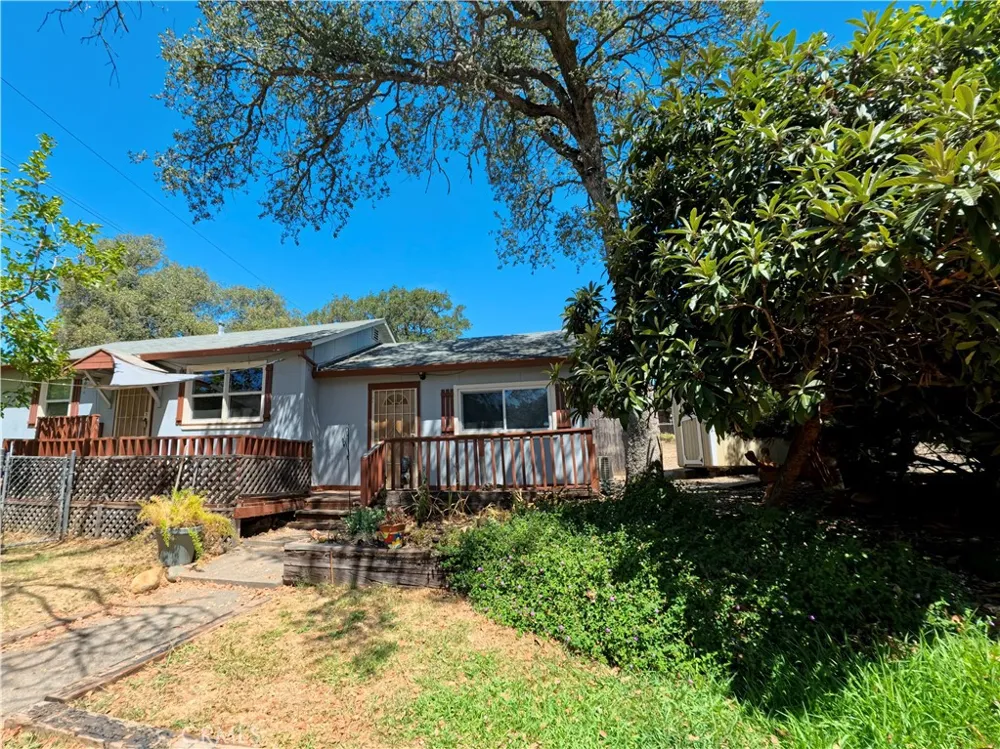 22 Roble Oroville, CA 95966