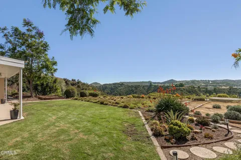 2075 Linda Flora Drive