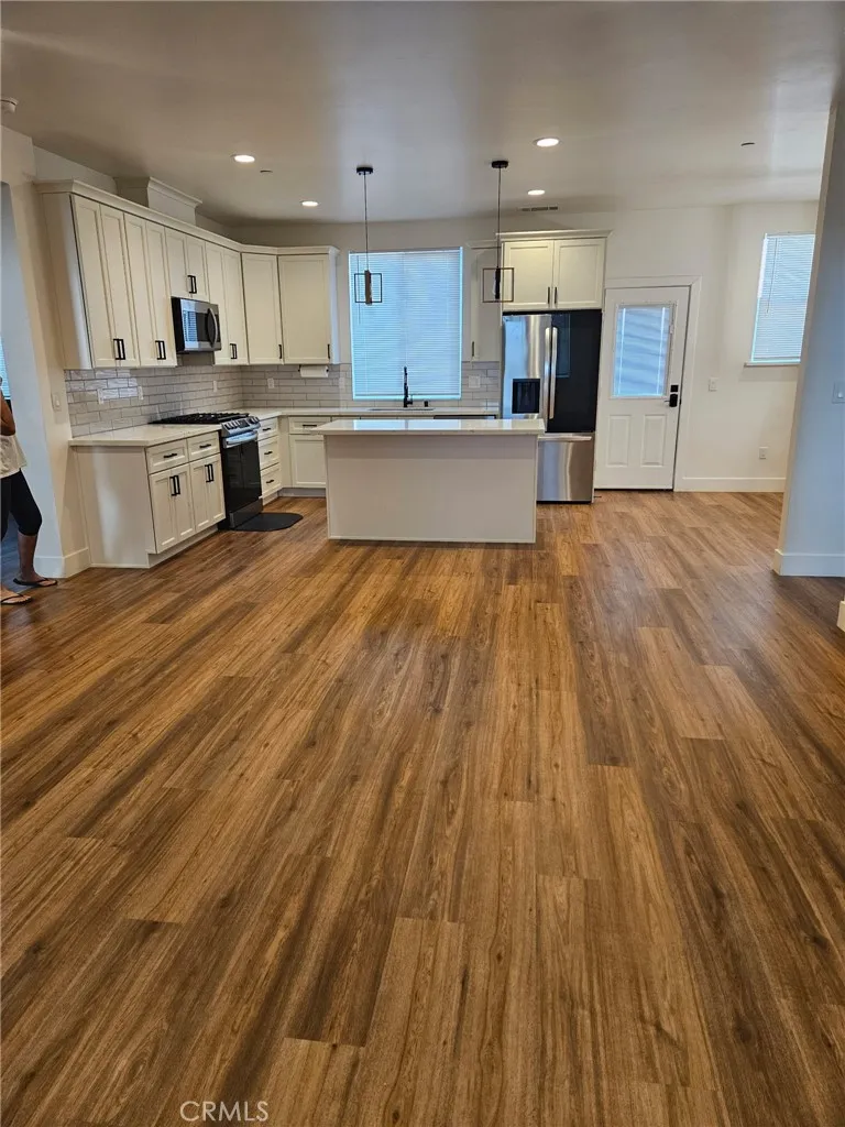 1909 York Towne Paradise, CA 95969