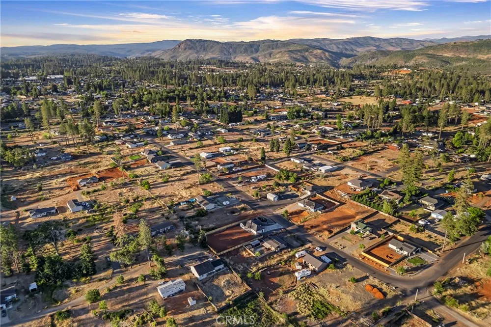 5949 Hazel Way Paradise, CA 95969