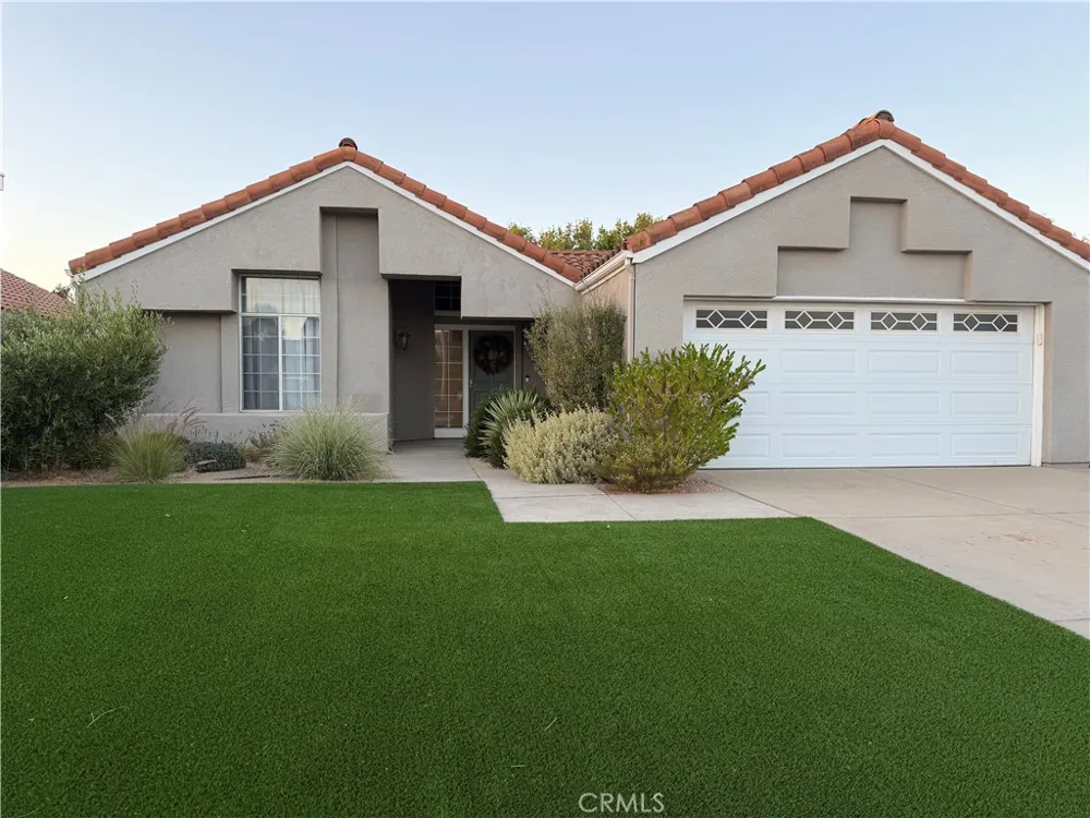 1513 Woodmere Santa Maria, CA 93455