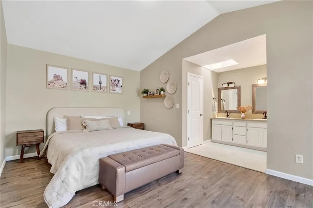 1513 Woodmere Santa Maria, CA 93455