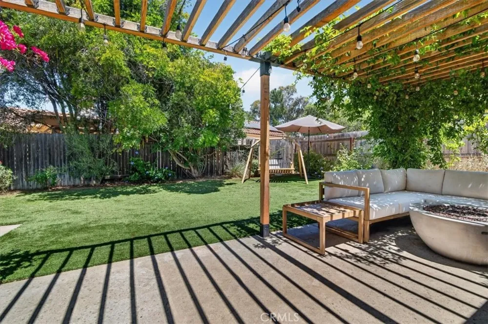 1513 Woodmere Santa Maria, CA 93455