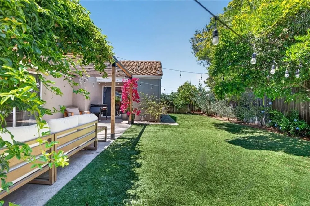 1513 Woodmere Santa Maria, CA 93455