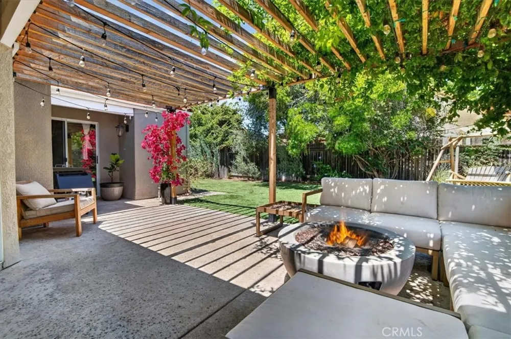 1513 Woodmere Santa Maria, CA 93455