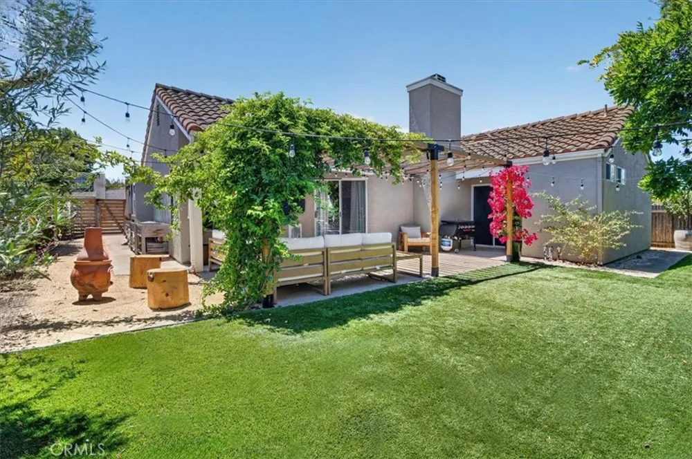 1513 Woodmere Santa Maria, CA 93455