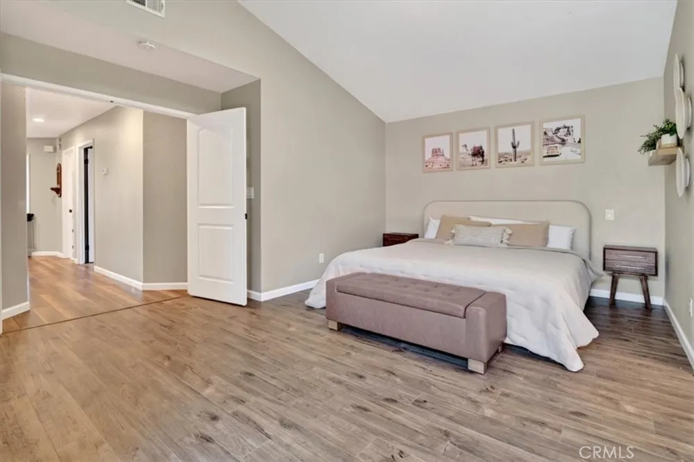 1513 Woodmere Santa Maria, CA 93455