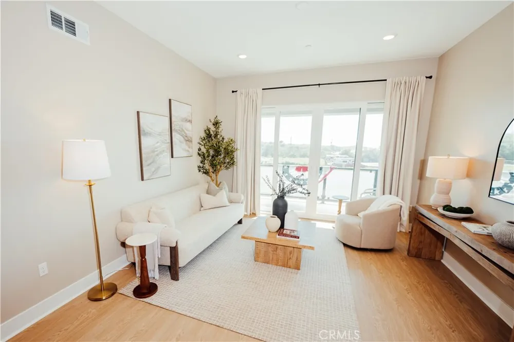 157 2nd Street #4 Grover Beach, CA 93433