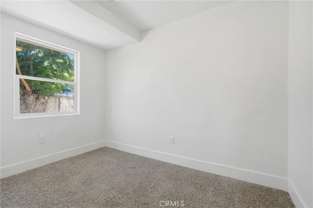 2225 E Lamona Fresno, CA 93703