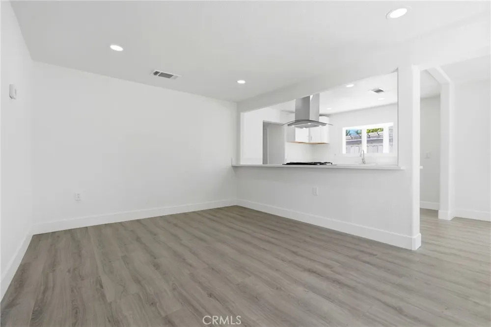 2225 E Lamona Fresno, CA 93703