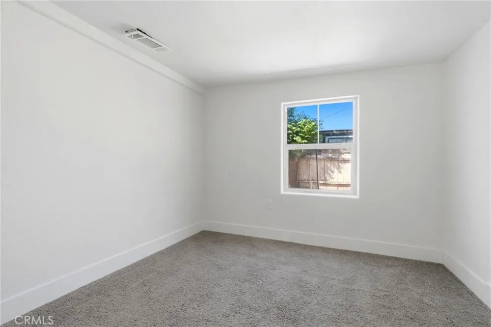 2225 E Lamona Fresno, CA 93703