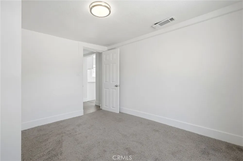 2225 E Lamona Fresno, CA 93703