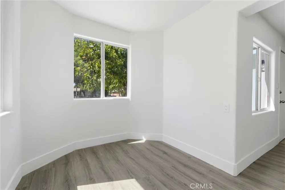 2225 E Lamona Fresno, CA 93703