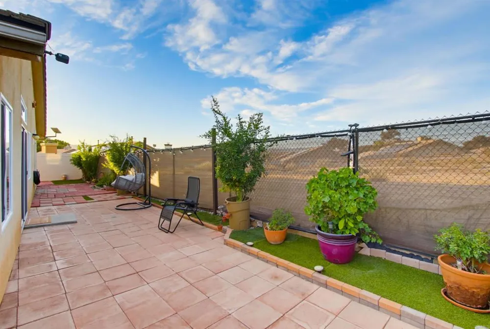 32024 Evening Primrose Trail Campo, CA 91906