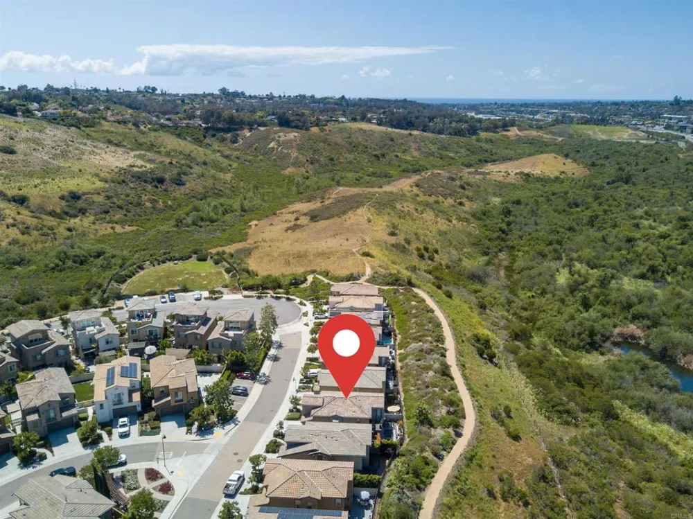 3022 Villeta Avenue Carlsbad, CA 92010