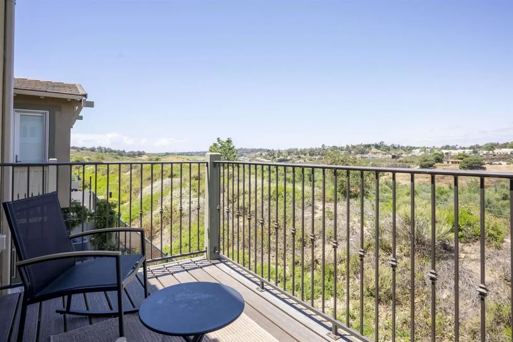 3022 Villeta Avenue Carlsbad, CA 92010