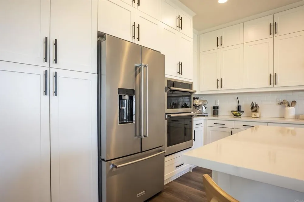 3022 Villeta Avenue Carlsbad, CA 92010