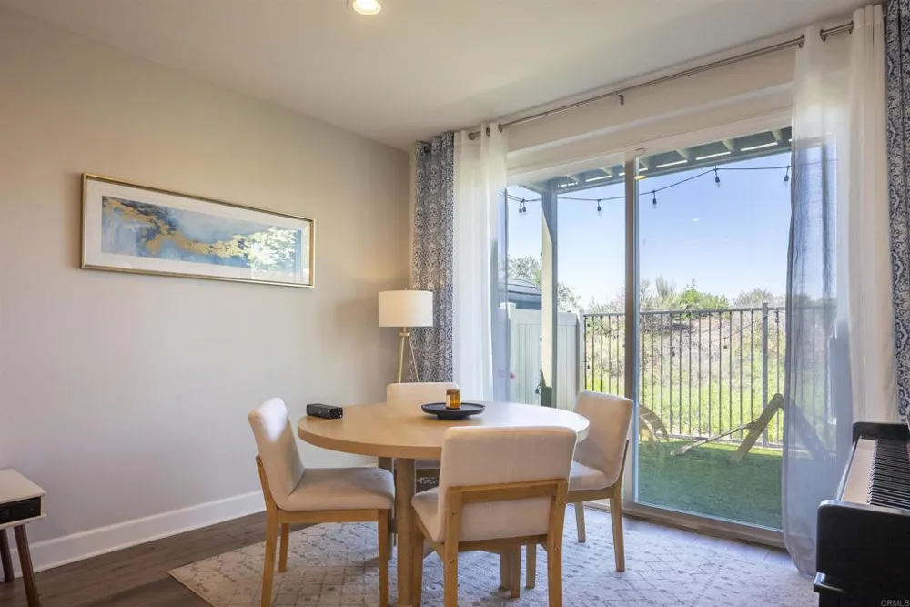 3022 Villeta Avenue Carlsbad, CA 92010