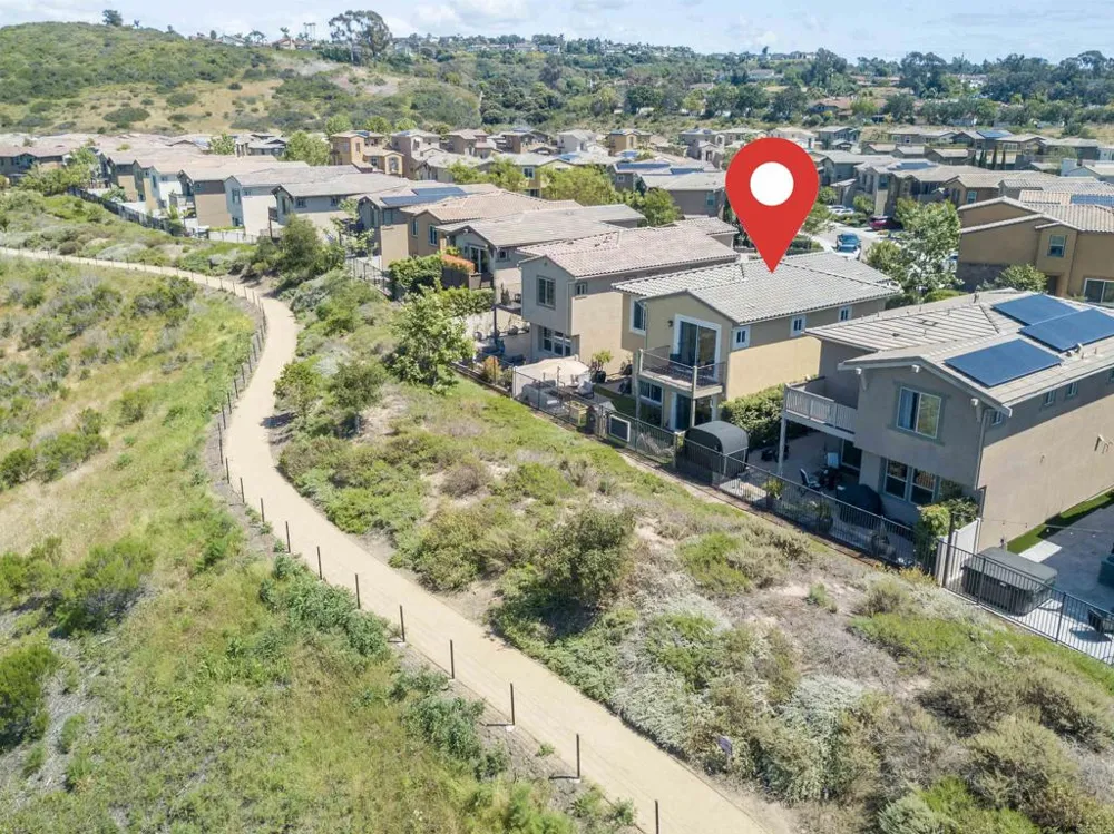 3022 Villeta Avenue Carlsbad, CA 92010