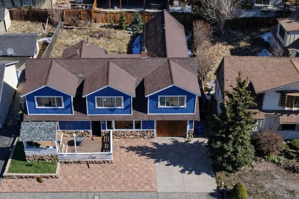 42988 Moonridge Road Big Bear Lake, CA 92315